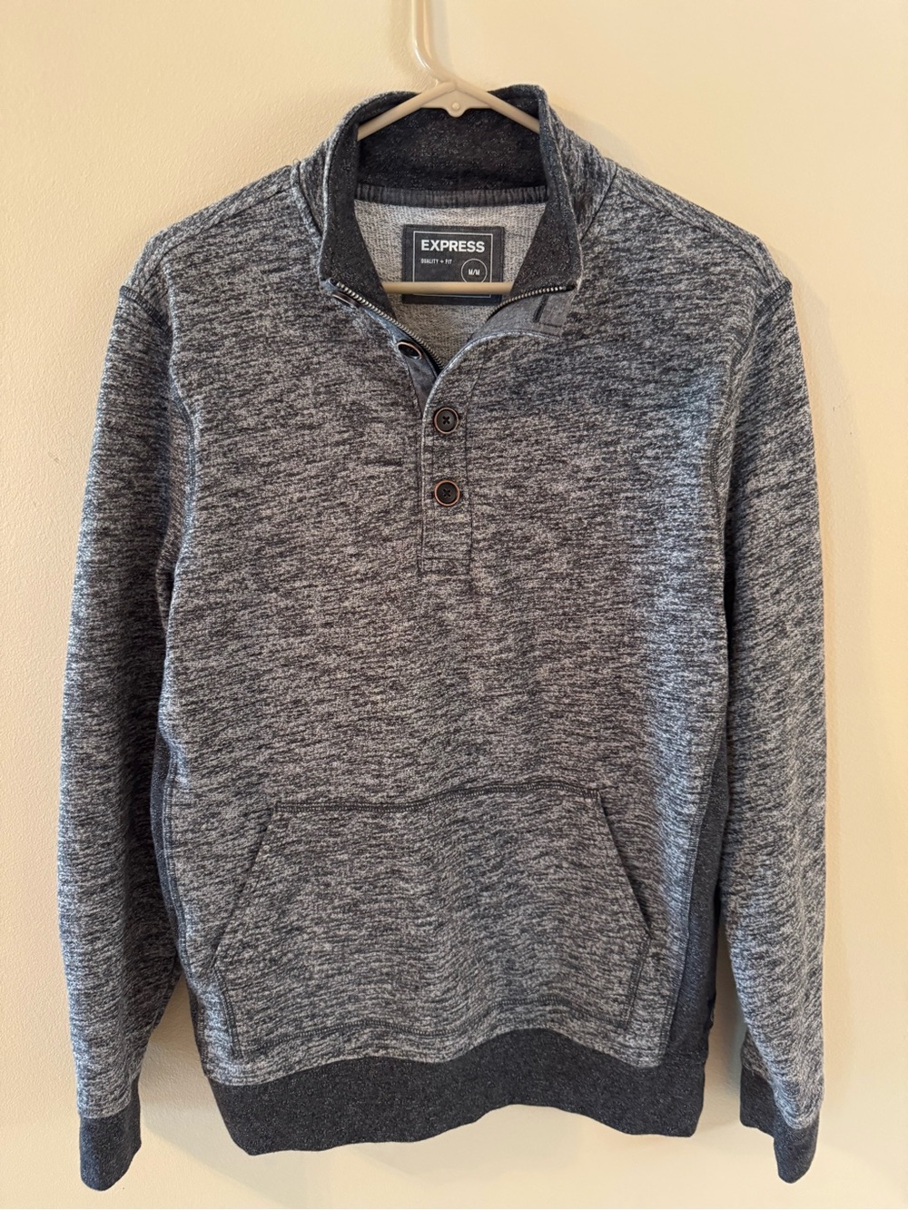 Express Men’s Gray Heather Quarter-Snap Crewneck Sweatershirt